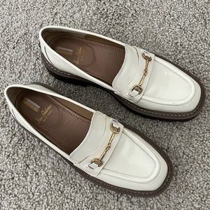 Sam Edelman LAURS LUG SOLE LOAFER in Modern Ivory Box Leather